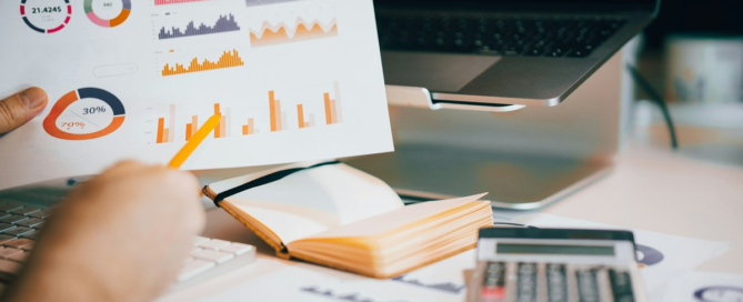 SME business leader making data-driven decisions from a dashboard on a laptop